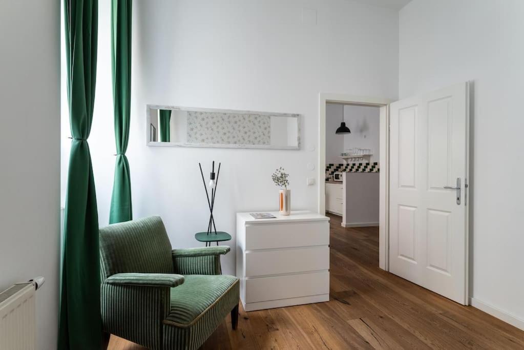 Apartmán Sleek 1Br Flat Near Center By Hm Vídeň Exteriér fotografie
